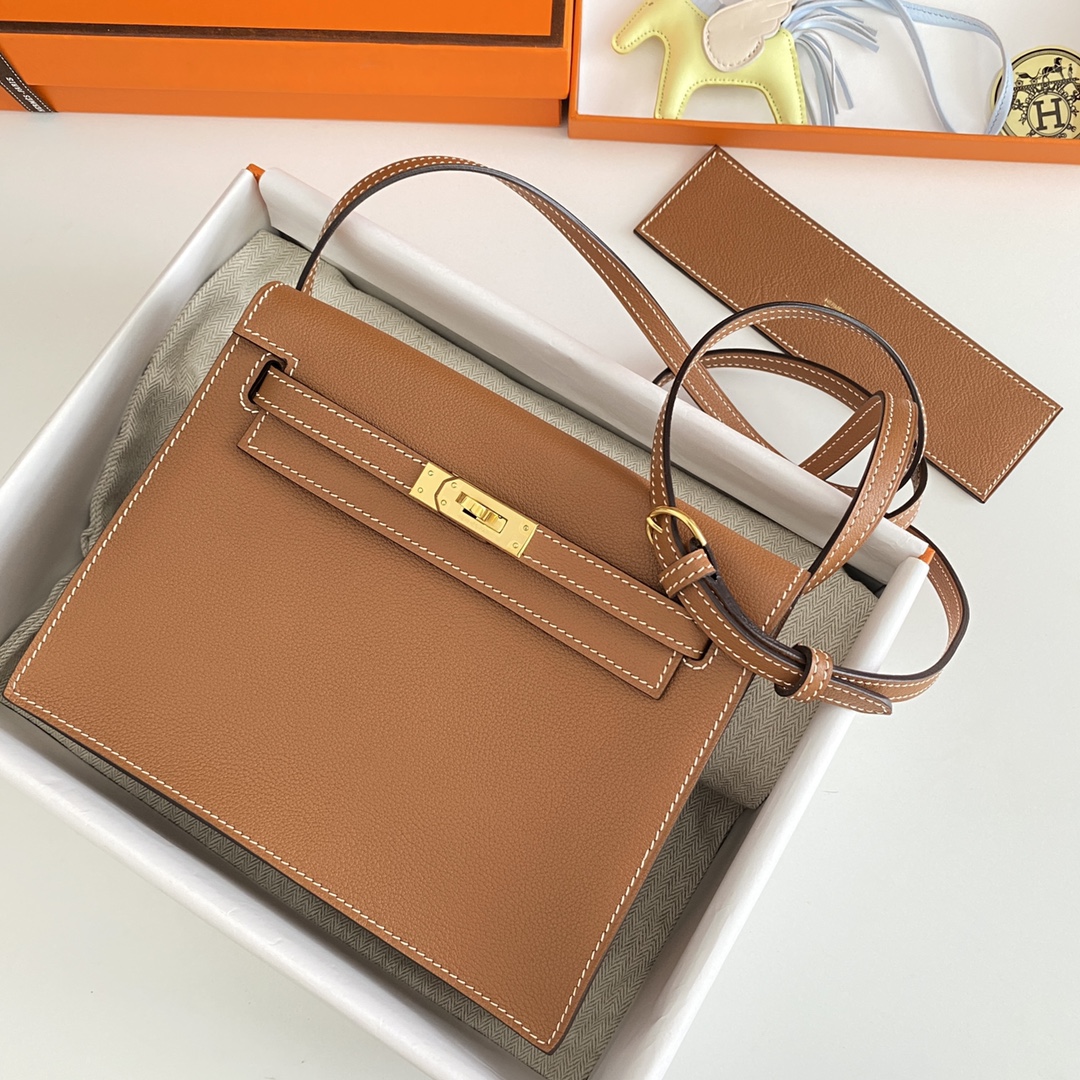 Hermes Kelly Danse Evercolor Bag In Brown Color